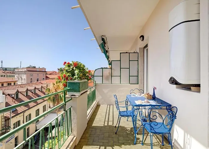 아파트 Ariston - Casino - Private Parking Glamour 2